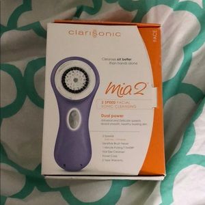 Clarisonic MIA 2 cleansing brush